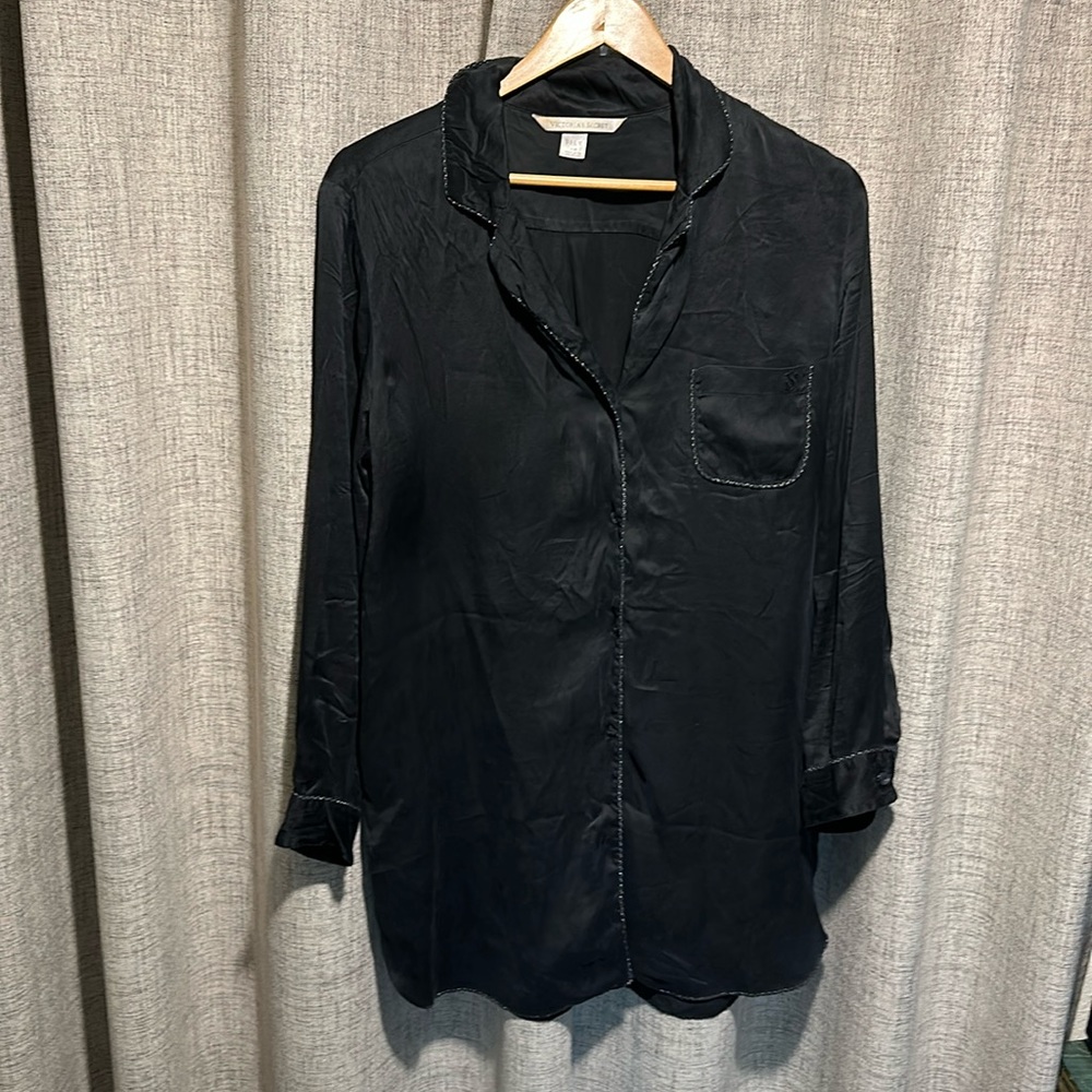 Silk black Victoria Secret night gown Size Medium
